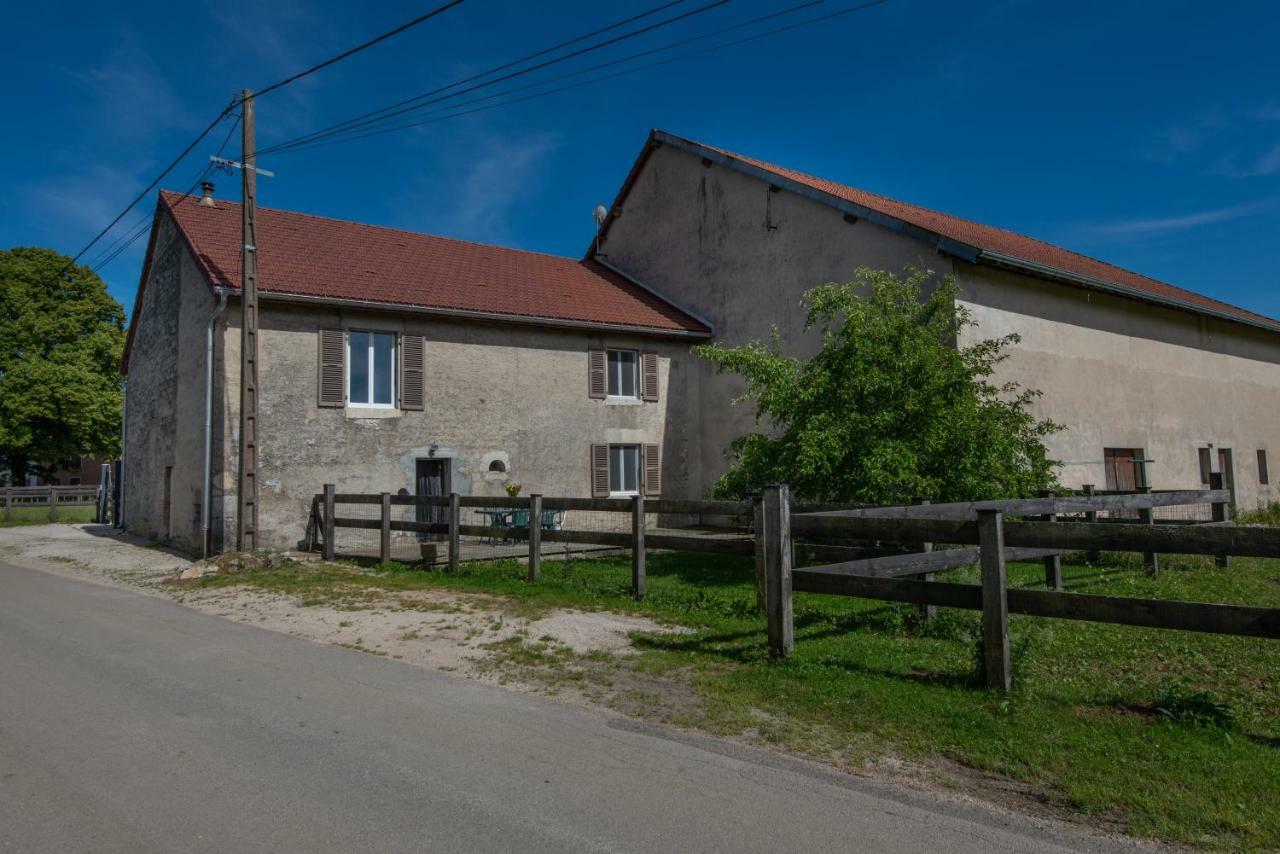 Gite La Janiat Montigny-sur-l'Ain Экстерьер фото